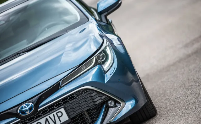 Toyota  po negocjacjach obniża ceny w Polsce. Bruksela dała zielone światło
