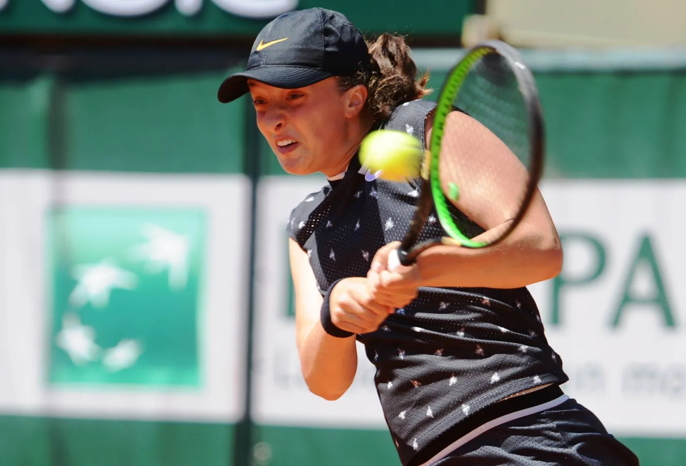 Rankingi WTA: Niewielki spadek Świątek, Barty wciąż liderką