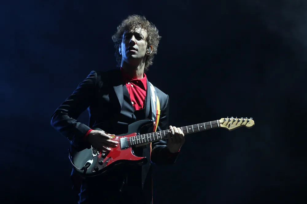 12444349-the-strokes.jpg