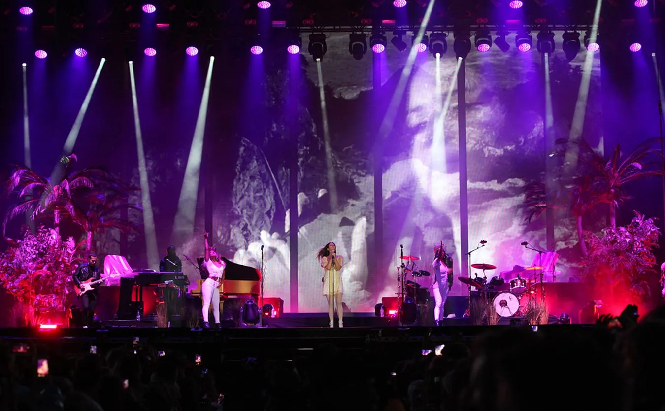 12448334-lana-del-rey.jpg