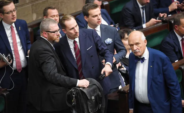 "Gorący kartofel" wraca do Sejmu. Konfederacja powołuje Zespół Obrony Życia i Rodziny