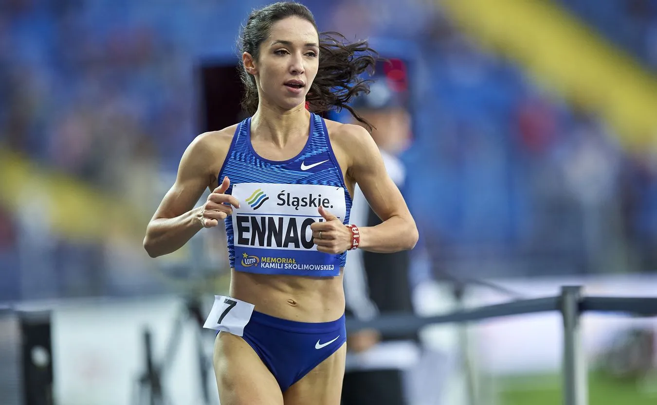 "Sportowiec w czasach zarazy": Dzień z życia Sofii Ennaoui [WIDEO]