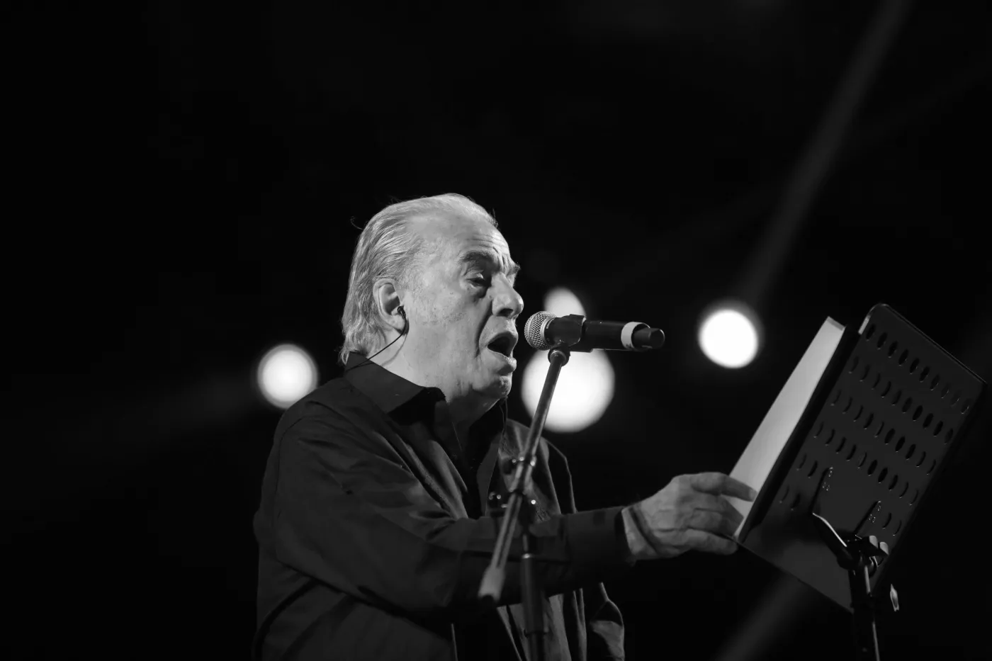 Piosenkarz, kompozytor i aktor Oscar Chavez nie żyje. Przczyną najprawdopodobniej COVID-19