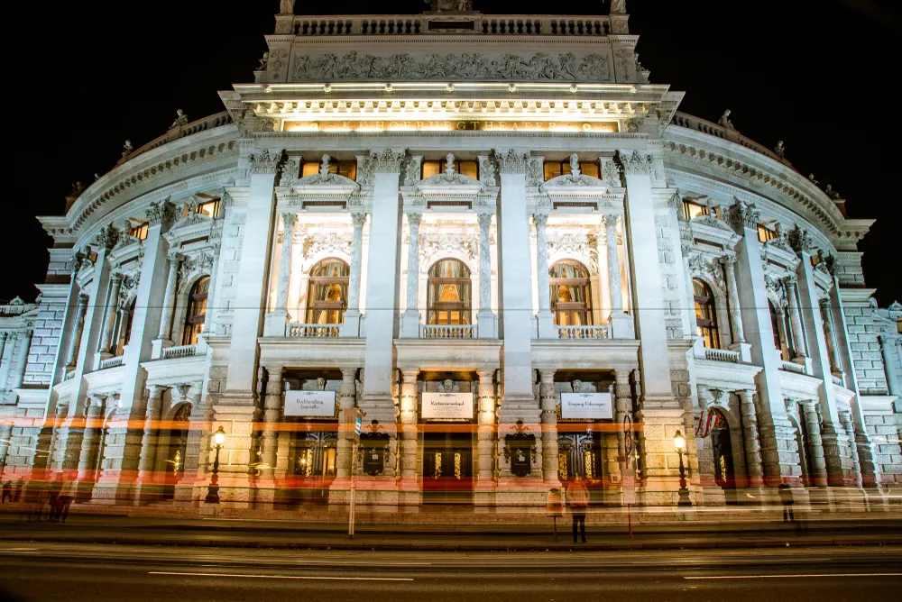 W Austrii już w maju pójdziesz na koncert i do teatru