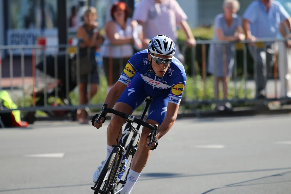 Wypadek kolarza na treningu. Niki Terpstra zabrany śmigłowcem do szpitala
