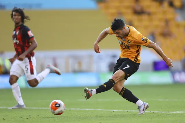 Wolverhampton i Manchester United chcą grać w Lidze Mistrzów. Wygrywają, aż miło patrzeć