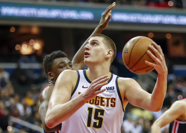 NBA wraca, ale jeśli będzie skok zakażeń, to sezon może zostać przerwany