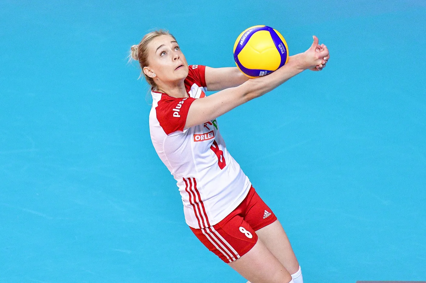 Nóżka sama chodzi! Maria Stenzel pierwsza do tańca w kadrze siatkarek