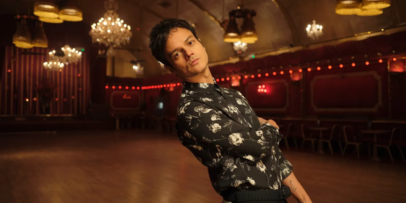 Jamie Cullum bada słabości w nowym singlu