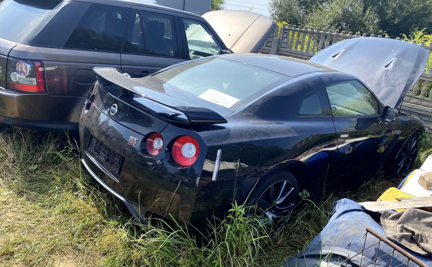 Nissan GTR