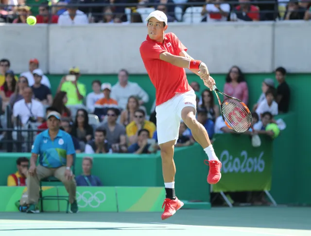 Kei Nishikori już po operacji łokcia. Może nie zagrać w Australian Open
