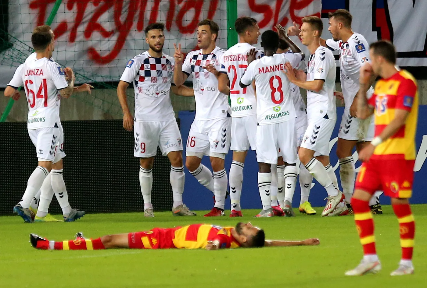 Nieudany debiut trenera Zająca. Jagiellonia odpadła z Pucharu Polski