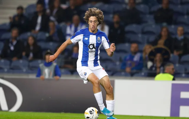 Rekordowe zakupy Wolverhampton. Grube miliony funtów za 18-latka z Porto