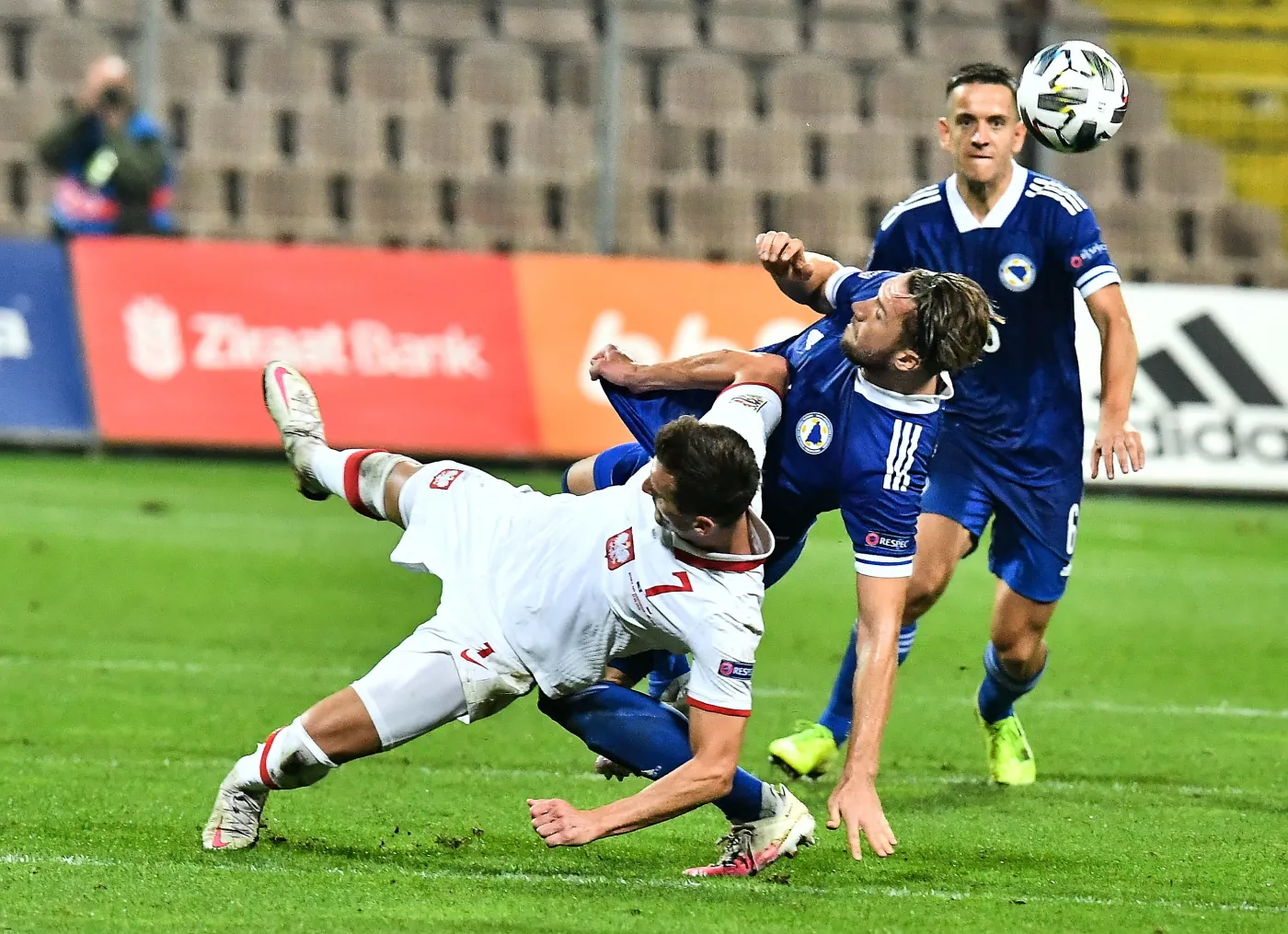 Zwycięstwo z Bośnią nie może zamazać obrazu polskiej reprezentacji. "Wygląda to ubogo"