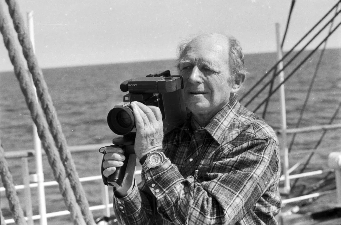 Tony Halik