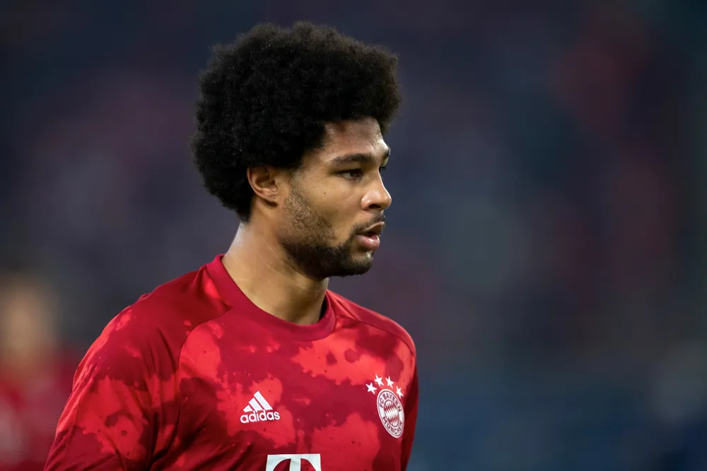 Klubowy kolega Lewandowskiego ma koronawirusa. Gnabry skierowany na izolację
