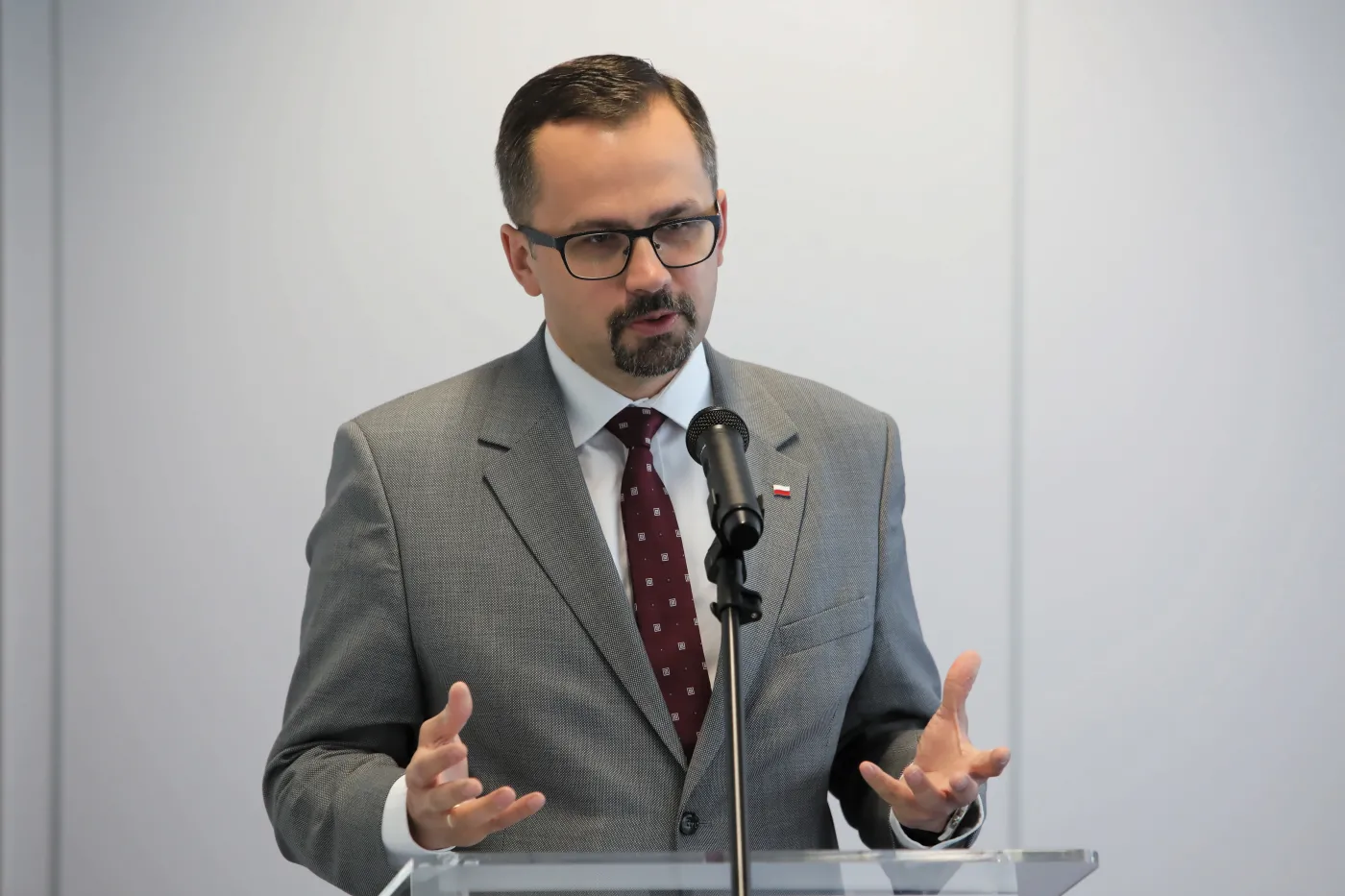 Horała: Da się w Polsce rządzić z mniejszościowym rządem