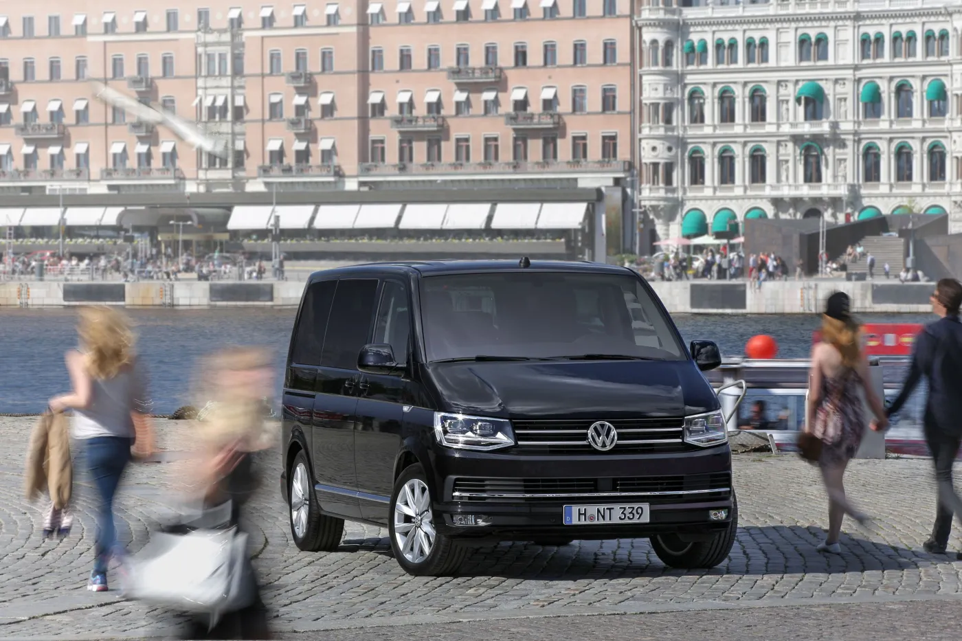 7954871-volkswagen-t6.jpg