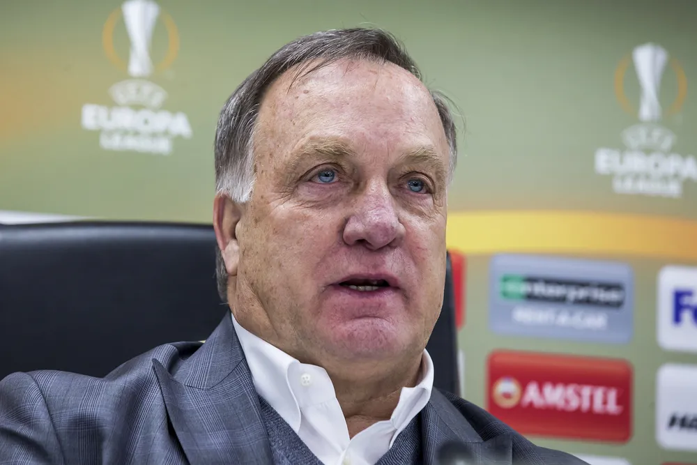 Koniec epoki. Słynny trener Dick Advocaat przechodzi na emeryturę