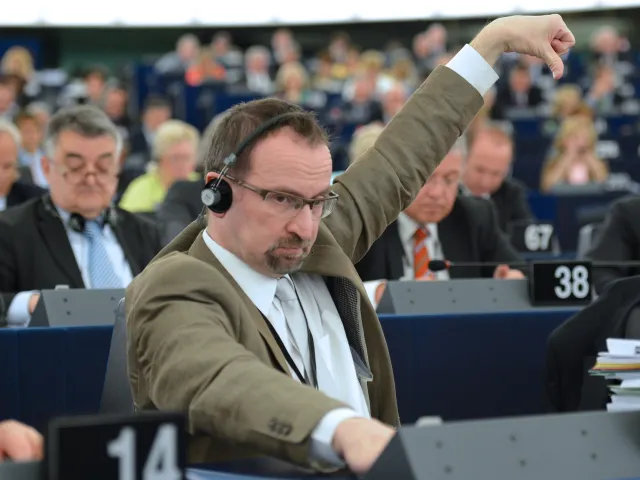 Jozsef Szajer. Kim jest europoseł od gejowskiej orgii w Brukseli?