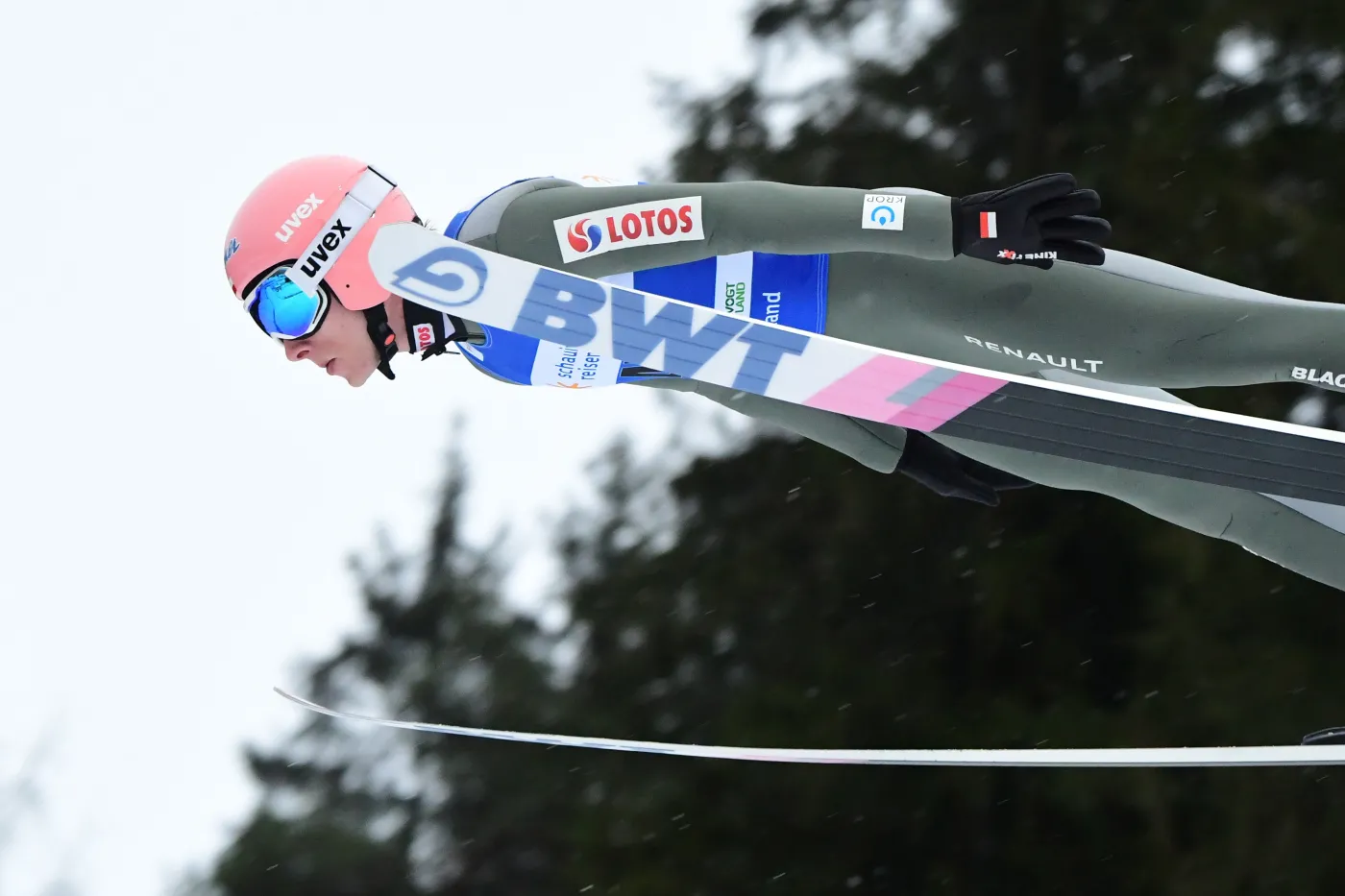 Dawid Kubacki trzeci w prologu w Klingenthal. Najlepszy Halvor Egner Granerud