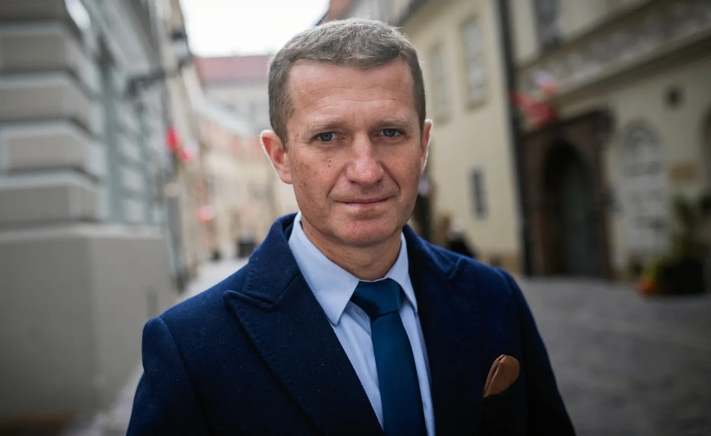 Raś: Podjęcie w sprawie aborcji skrajnej decyzji byłoby przekroczeniem Rubikonu