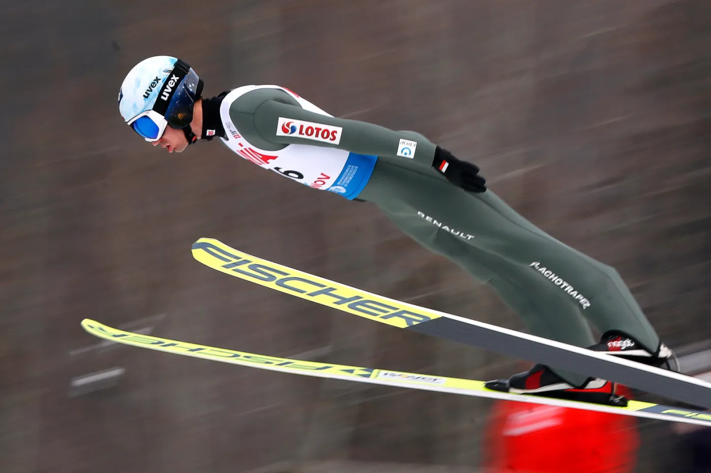PŚ w skokach: Stoch jednak drugi w Rasnovie. Dyskwalifikacja Graneruda