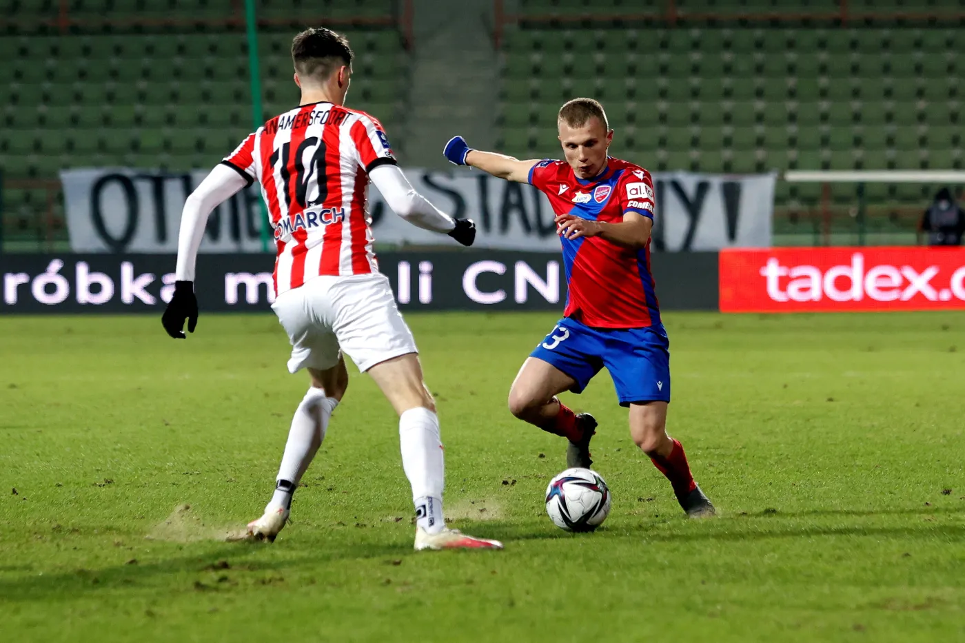 Raków w "10" obronił Częstochowę przed porażką z Cracovią [WYNIKI i TABELA]