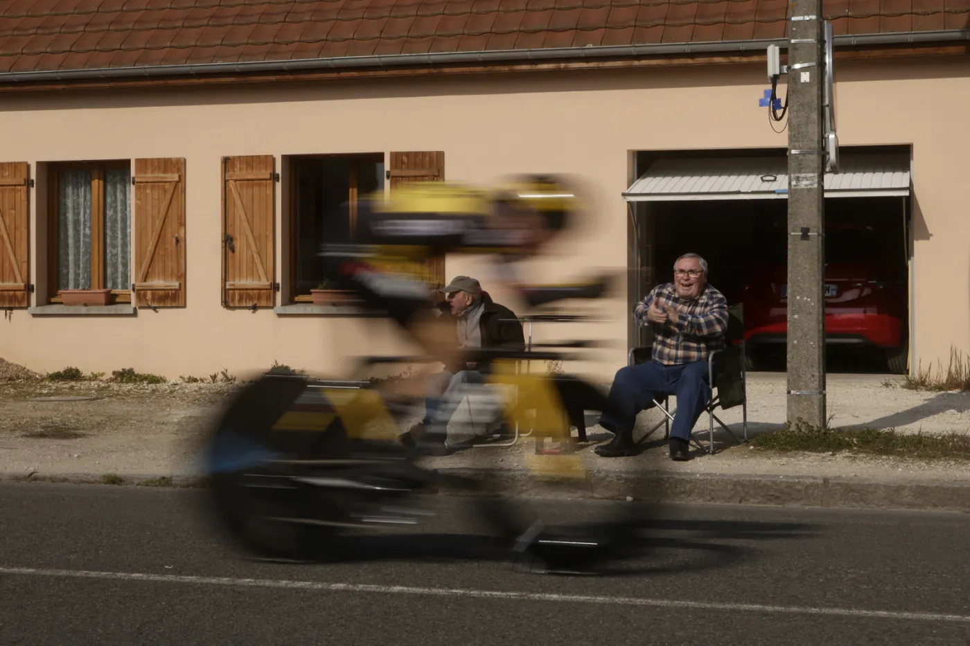 Paryż-Nicea: Roglic znów wygrał etap i wciąż jest liderem
