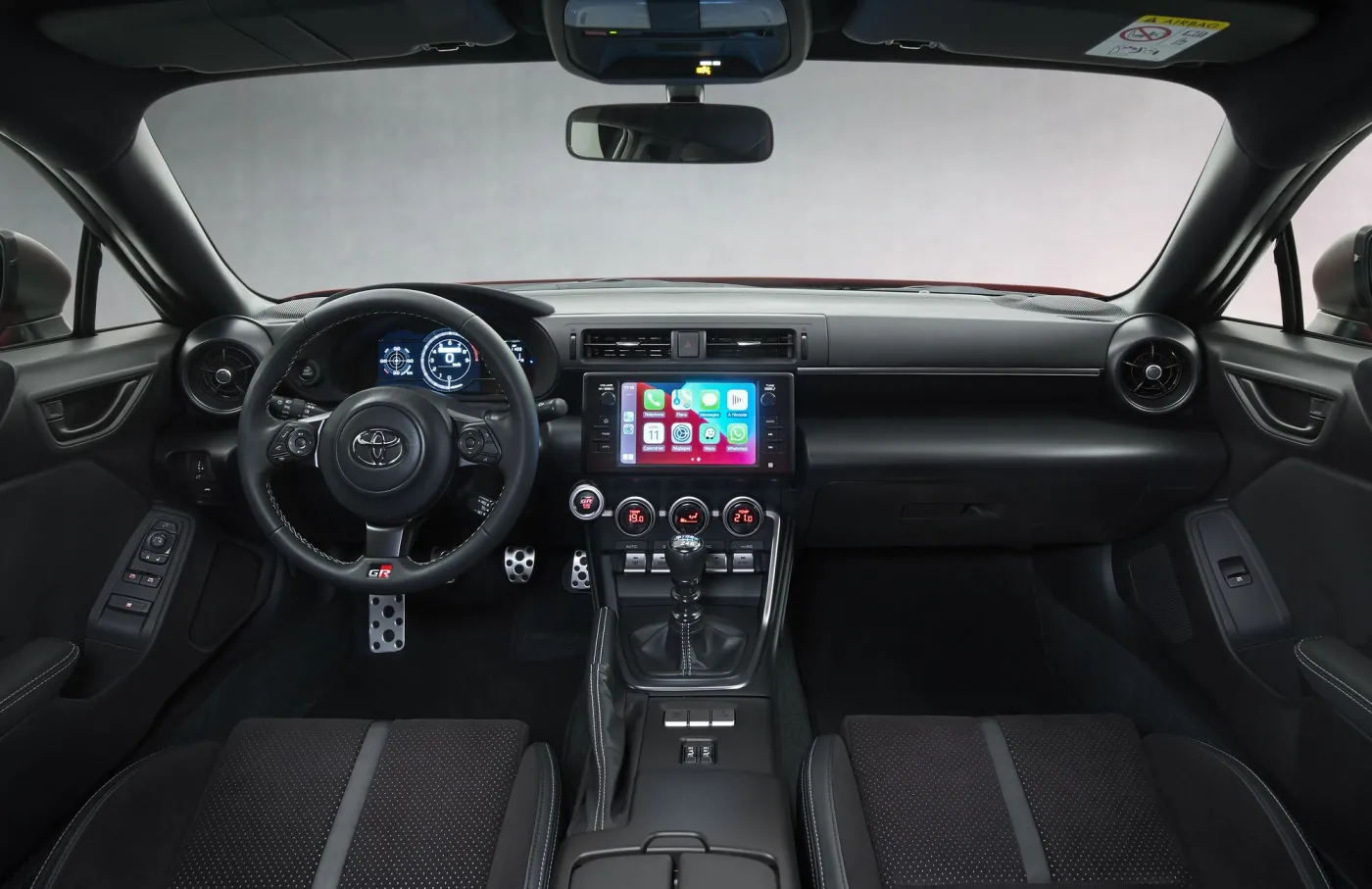 Nowa Toyota GR 86 wjeżdża do Polski. Cena zaskoczy przez przepisy