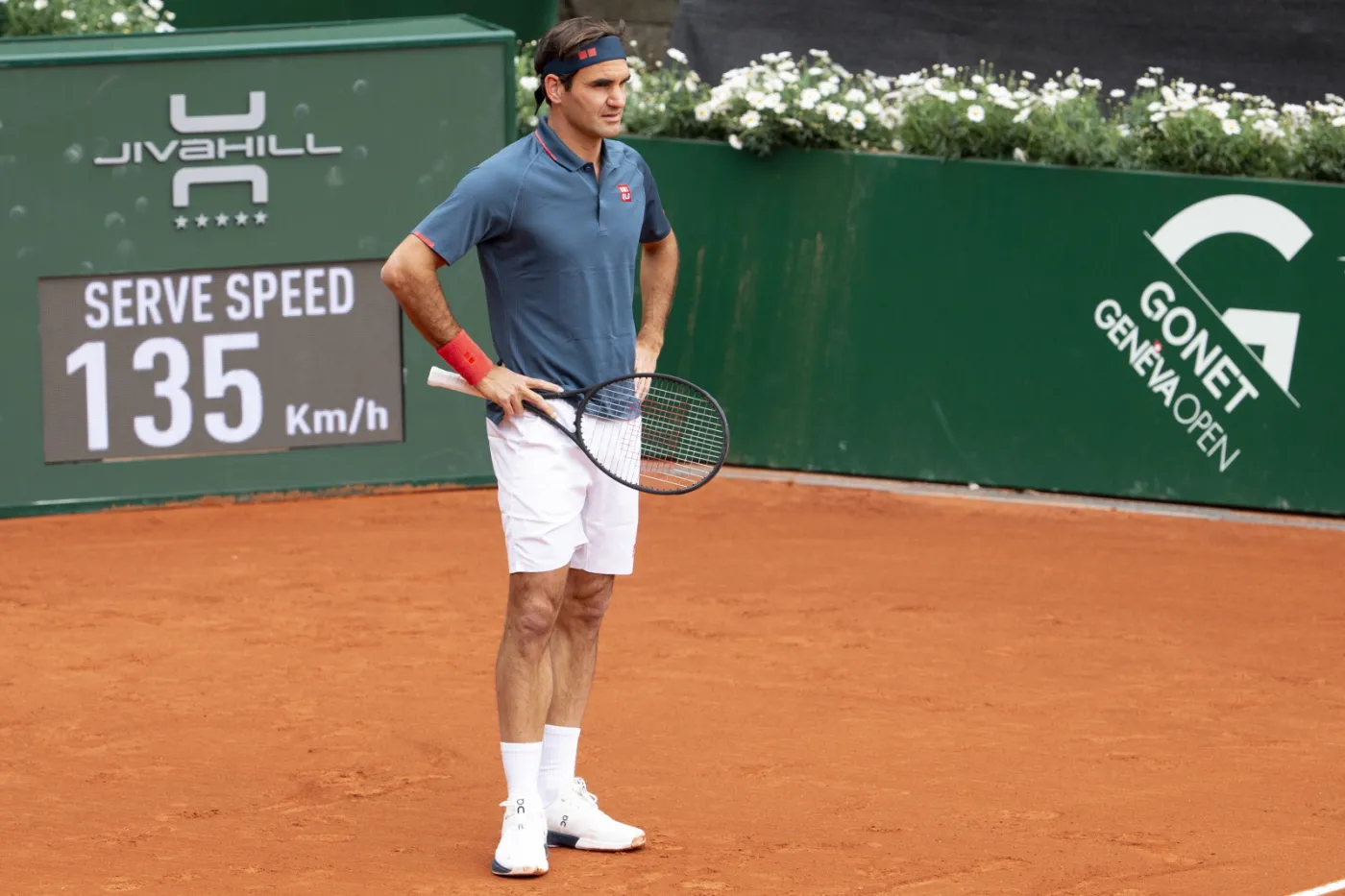 Nieudany powrót Federera. Przegrał w rodzinnej Szwajcarii