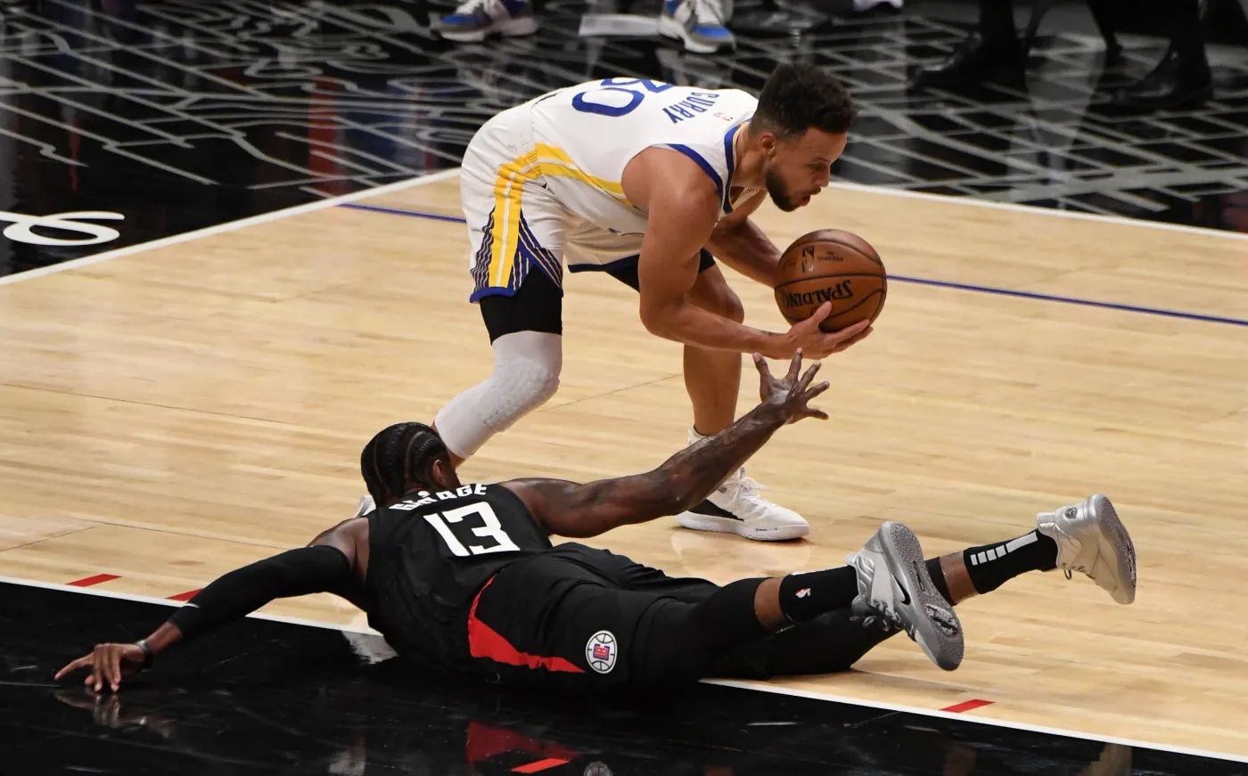 Stephen Curry jedenasty raz z rzędu zdobył ponad 30 punktów