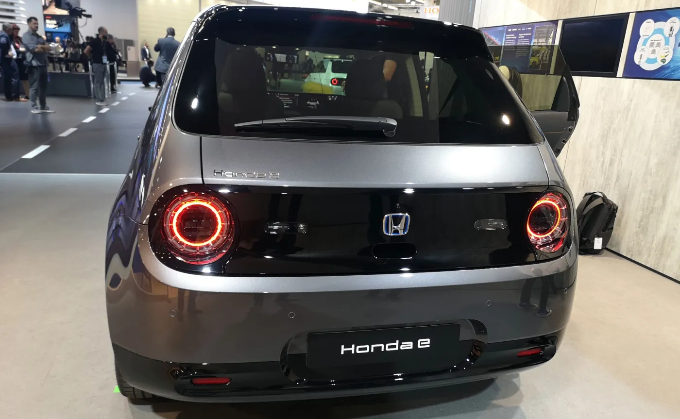 Honda e