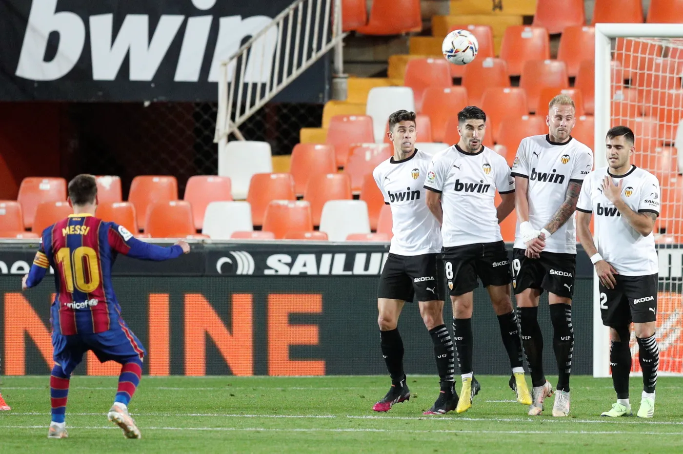 Dwa gole Messiego. Barcelona pozostaje w walce o mistrzostwo Hiszpanii