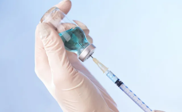 WHO zaleca dalsze podawanie szczepionki przeciwko Covid-19 firmy AstraZeneca