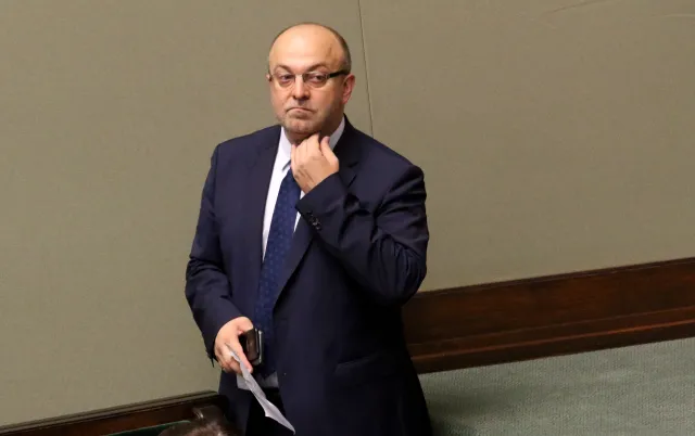 Piebiak z rekomendacją do NSA. Po burzliwej dyskusji