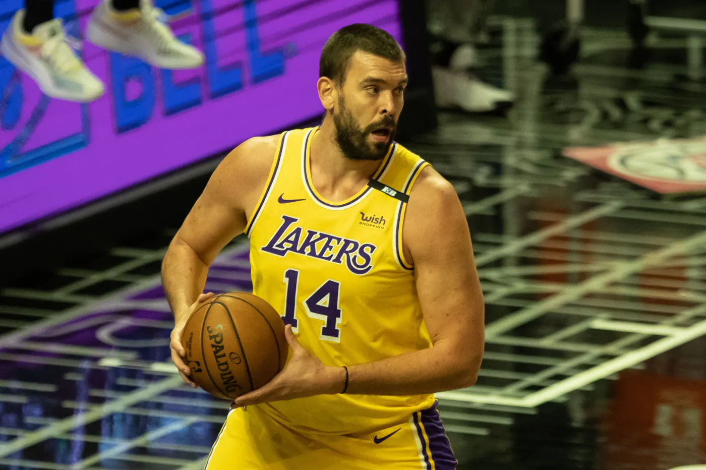 Los Angeles Lakers przegrali z Phoenix Suns. Remis w serii