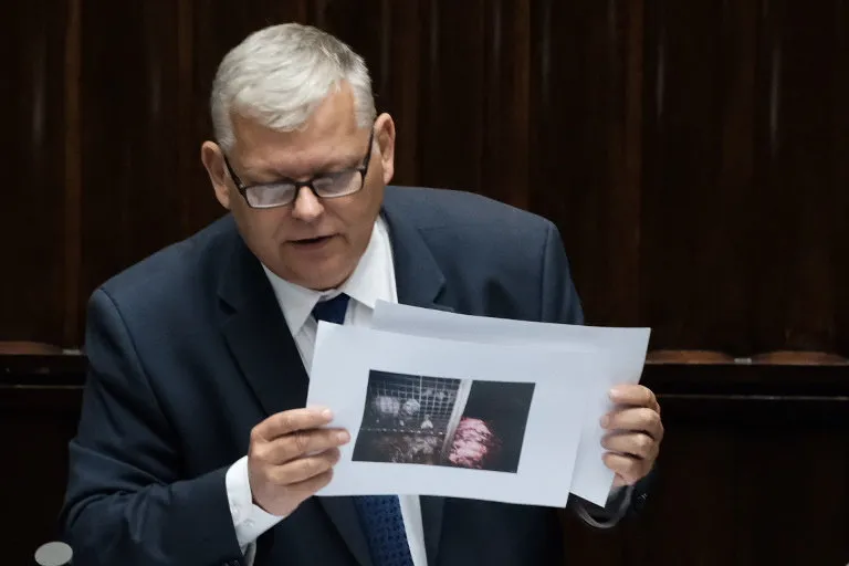 Burza po wpisie Terleckiego o Cichanouskiej. Suski broni wicemarszałka