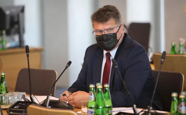 Wąsik nie odpowiedział na pytania dotyczące ochrony Kaczyńskiego. "Demokracja kosztuje"