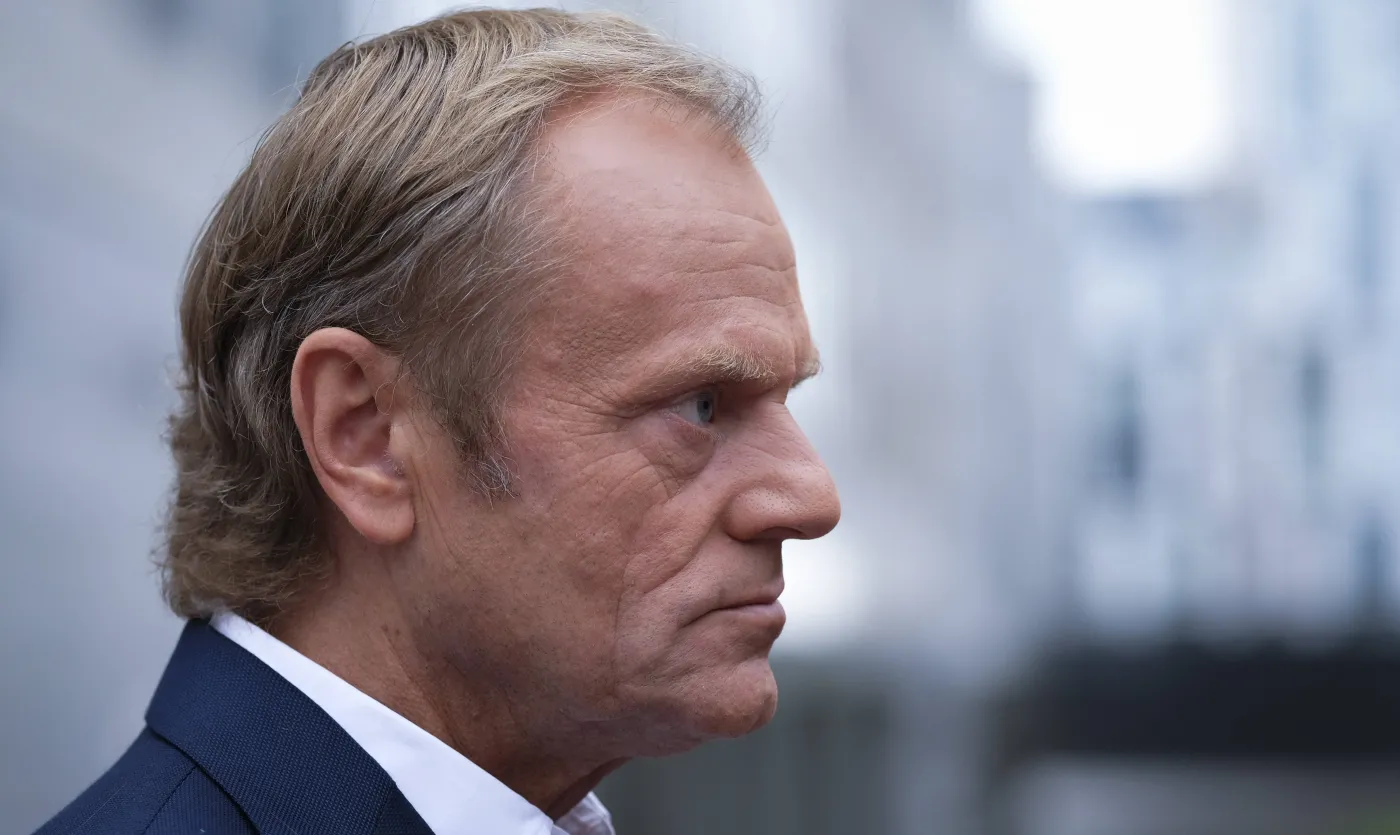 "Jeśli Tusk chce rządzić, musi się dogadać z Hołownią". NOWY SONDAŻ