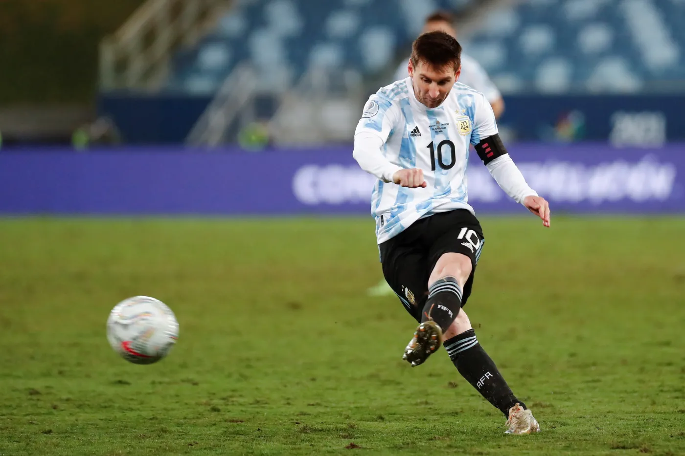 Dwa gole Messiego, Argentyna niepokonana w 17 kolejnych meczach