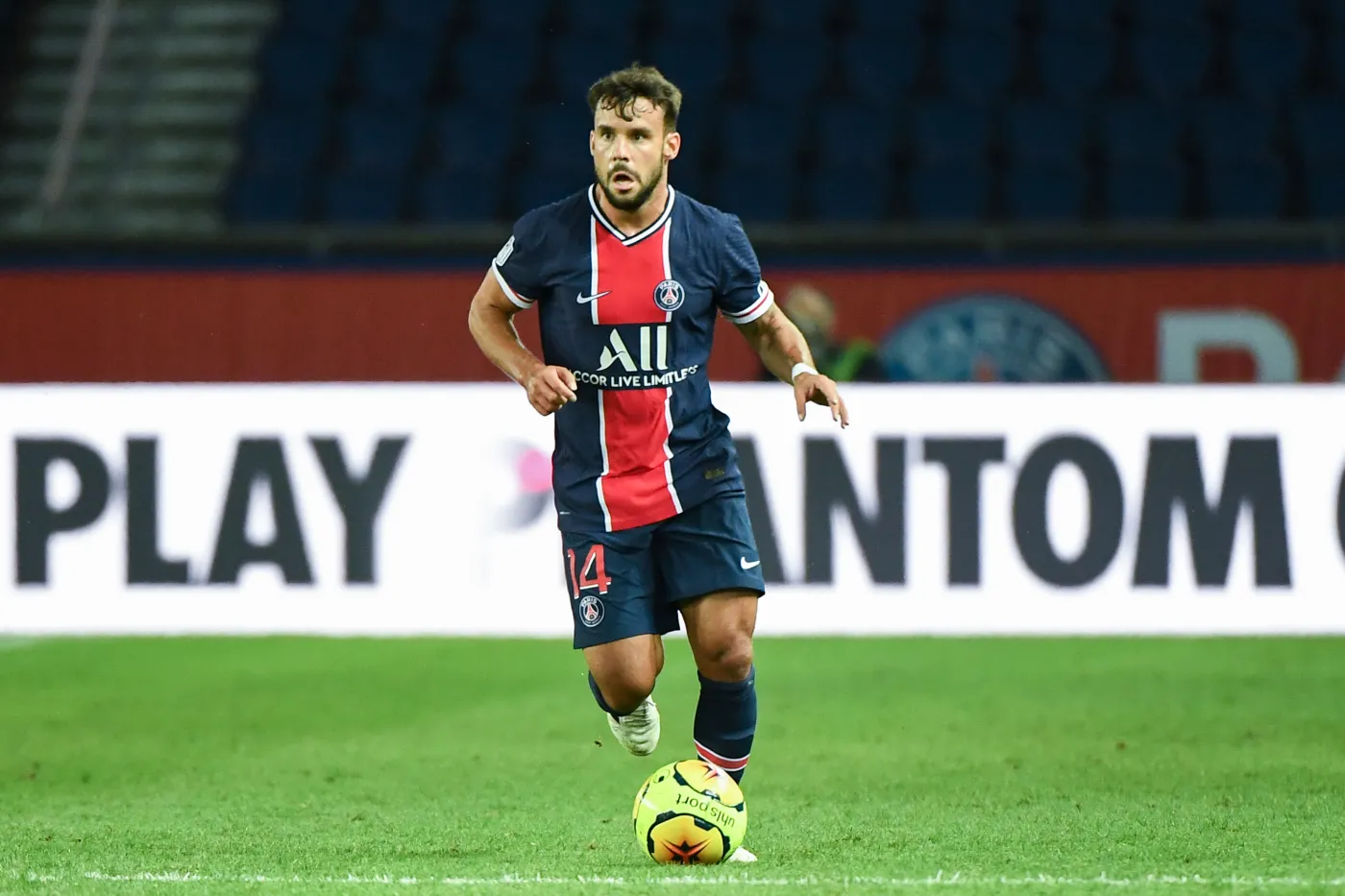 Juan Bernat po dziesięciu miesiącach wznowił treningi