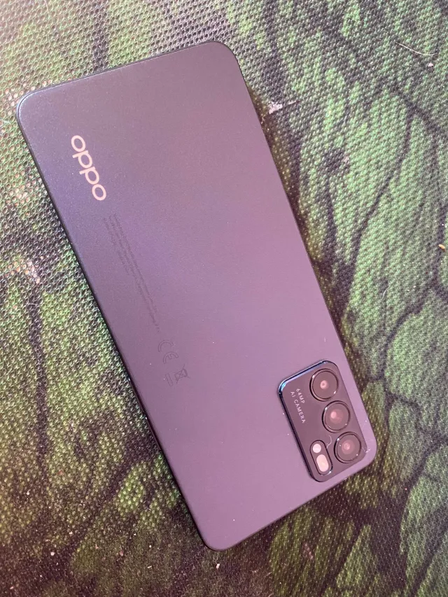Przepiękny "średniak" OPPO. Nadciąga Reno6 5G [PIERWSZE WRAŻENIA]
