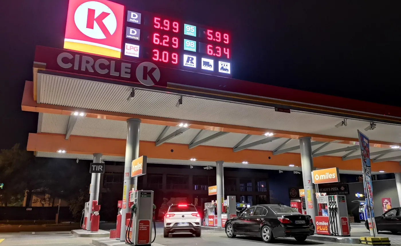 Ceny paliw szaleją. Benzyna 95 i LPG najdroższe w tych województwach