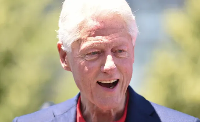 Bill Clinton na oddziale intensywnej opieki medycznej
