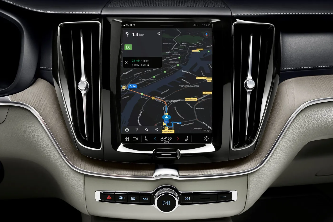 Volvo XC60 hitem, nowy SUV już w Polsce i w programie "Mój elektryk"