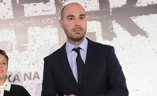 Proces ws. znieważenia prezydenta. Pisarz Jakub Żulczyk nie przyznał się do zarzutu