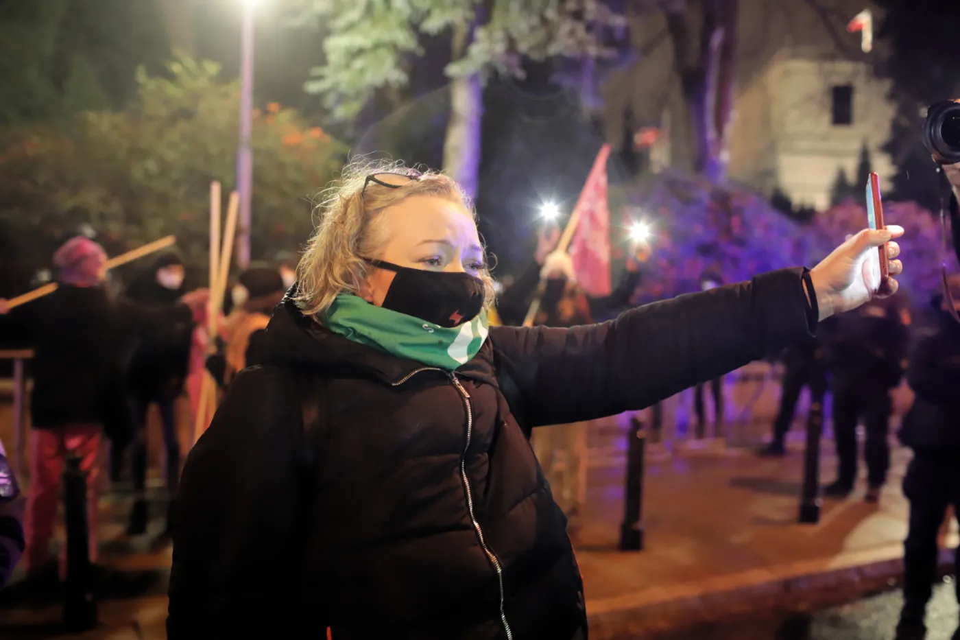 Lempart przed Sejmem krzyczała o "mordercach w polskich mundurach". KOMENTARZE