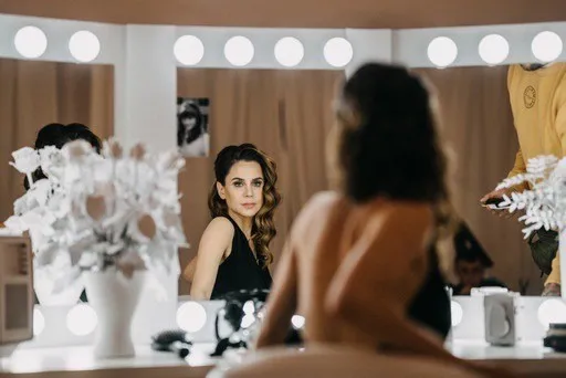 Natalia Lesz do filmu "Gierek". Posłuchaj nagrania "Gdybyśmy"