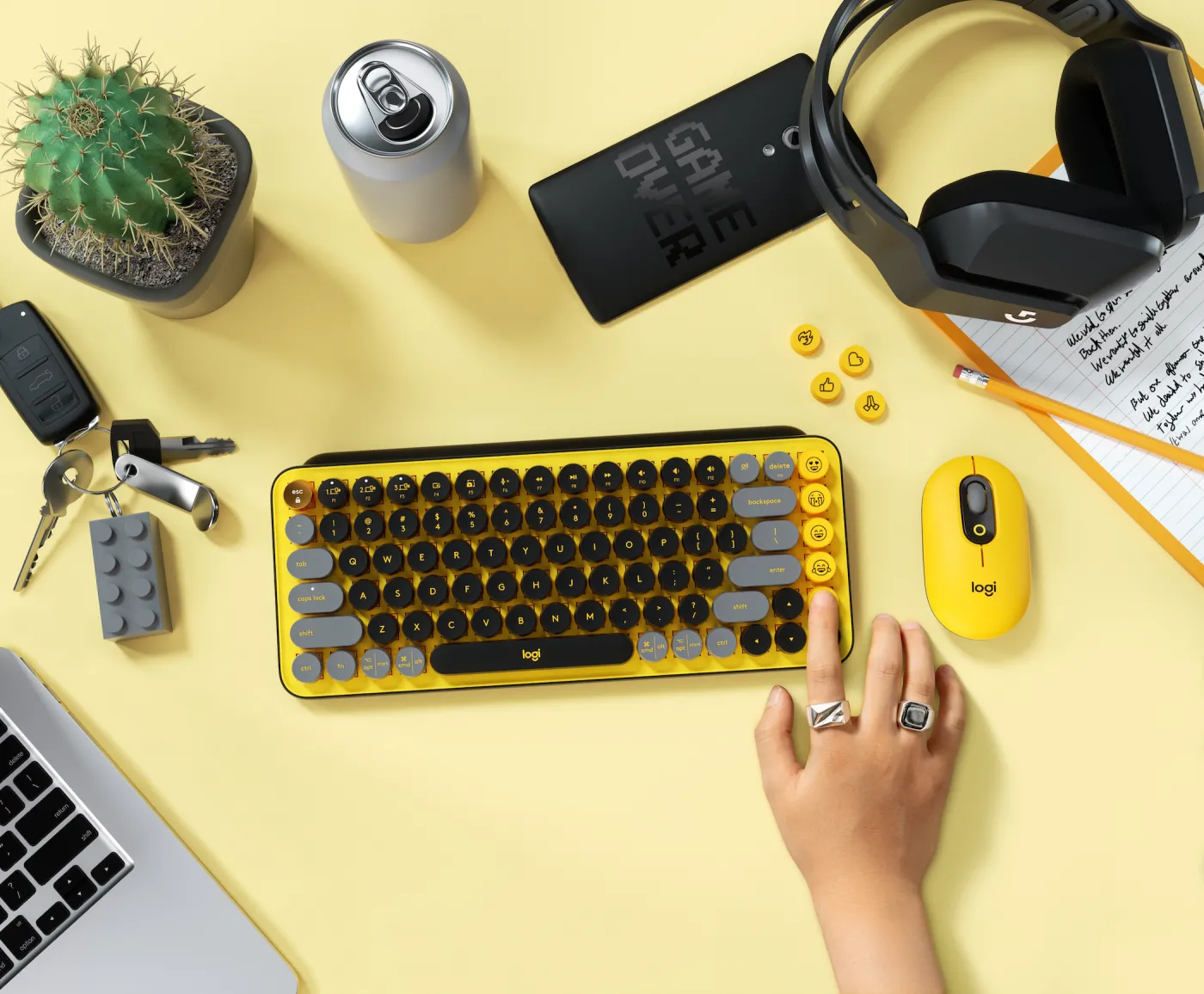 Prześliczne nowe klawiatury i myszy Logitech do domowego biura